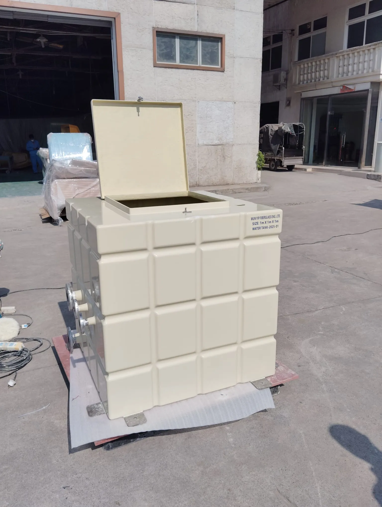 Water Tank 1000
